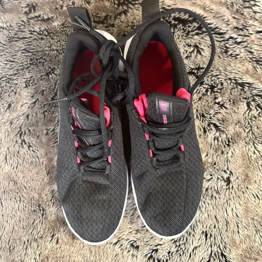 Nike Renew Rival Black and Pink Sneakers, size 6